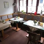 艾尔普哈苏旅馆 招待所 *