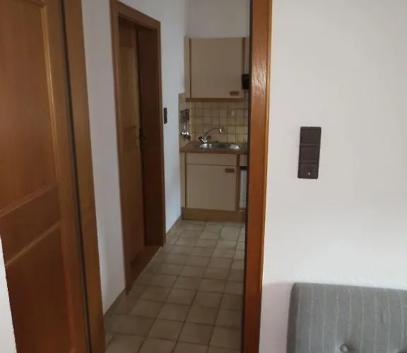 Alpenhaeusl Зёльден