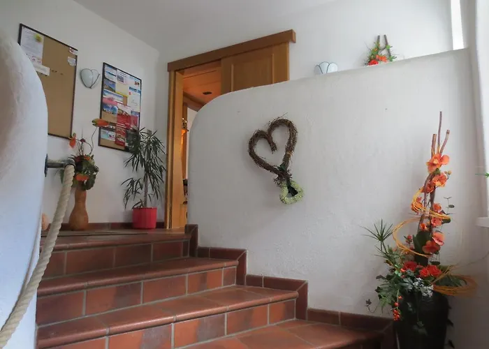 Alpenhaeusl Гостьовий будинок