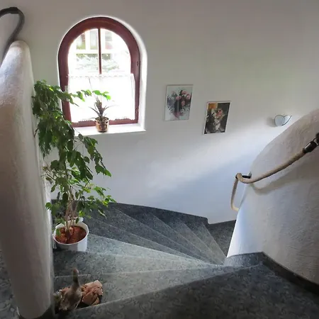 Alpenhaeusl Gasthof *